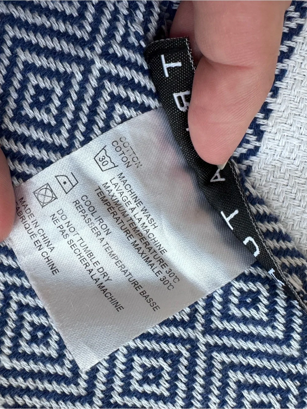 Trina Turk 100% Cotton Geometric Diamond Fringed Turkish Beach Towel Blanket